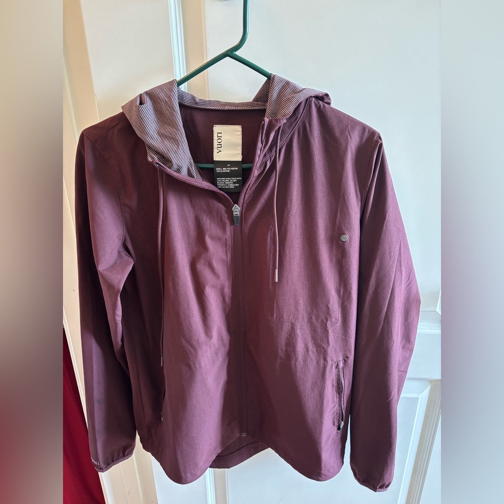 Vuori Women's Burgundy Utility Jacket